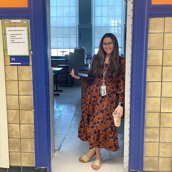 Meet your Posher, Shayna - Picture 2 of 2